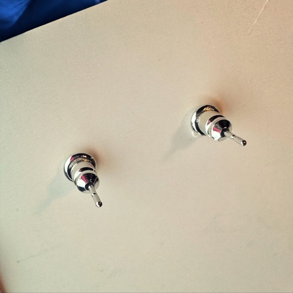 NEW White Gold-Plated Stacked Diamond Simulant Emerald Baguette Drop Earrings - Picture 13 of 14